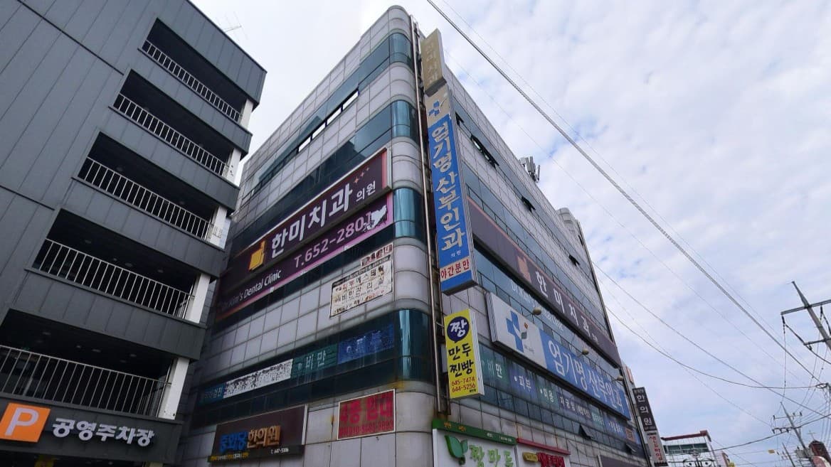 배너 1